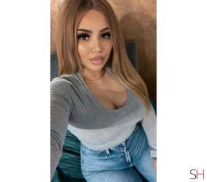 22 year old Escort in Watford Hampshire Karina🌸NEW REAL PHOTO🔥 100% THE BEST SERVICE💃🏼, 