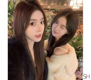 DUO🌹 Gentle Companion · Warm &amp; Discreet 🌹, 24 year old Escort in Lincoln
