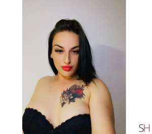 24 year old Latino Escort in Derby Hi , i m Iris back in town ., Independent