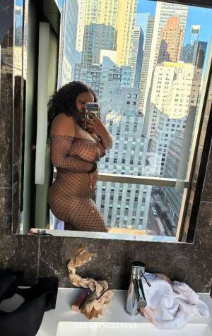 25Yrs Old Escort Richmond VA Image - 4