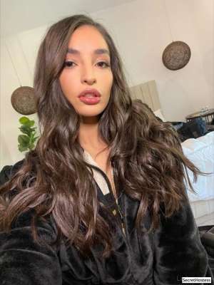 29 year old Escort in Lyon Escort model Emily, Lyon