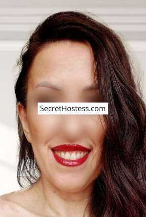 35 year old Caucasian Escort in Cork Mia, Independent