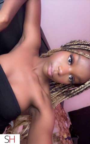 jeune femme noir 19 year old Escort in Granby
