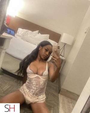 sexy delightful chocolate treat ꨄ party 24 year old Escort in Ft Mcmurray