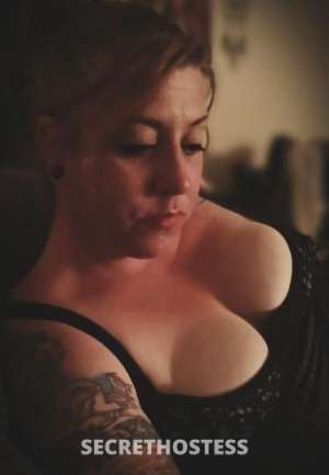 I am your dirty little slut 44 year old Escort in Muncie IN