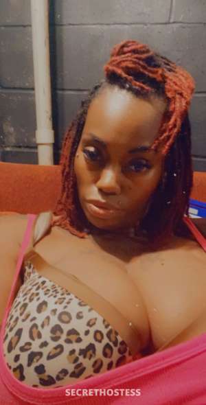 Sexiest chocolate queen of pleasure 36 year old Escort in Des Moines IA