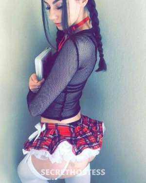 22 year old Escort in Denver CO Just gonna sit ther and not touch me