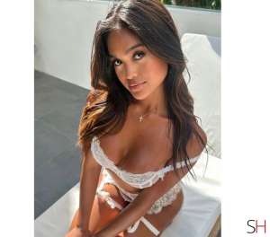 22 year old Filipino Escort in Rushmoor Hampshire MIA ❤️ PETITE FILIPINA 🇵🇭🔥 SWEET &amp; 