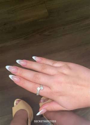 24 year old Caucasian Escort in Winnipeg Party Girl I do everything your wife refuse newest addiction