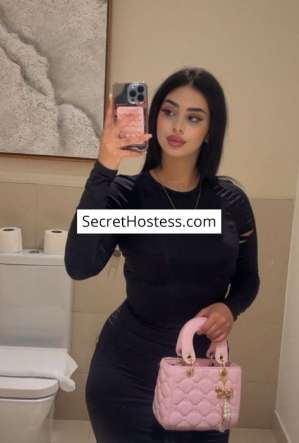22 year old Arabian Escort in Abu Dhabi Amira, Independent