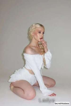 19 year old Escort in Riyadh Escort model Lima, Riyadh