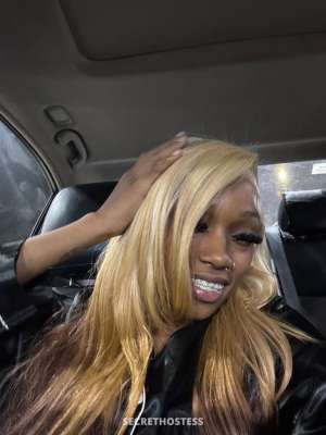 looking for fun friends 23 year old Escort in Bakersfield CA