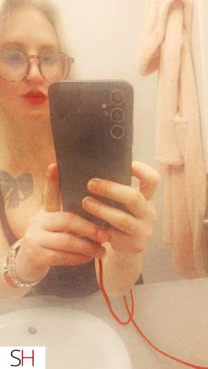 35Yrs Old Escort 162CM Tall City of Edmonton Image - 8