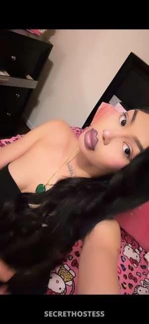 22 year old Escort in Fresno CA Treat yourself