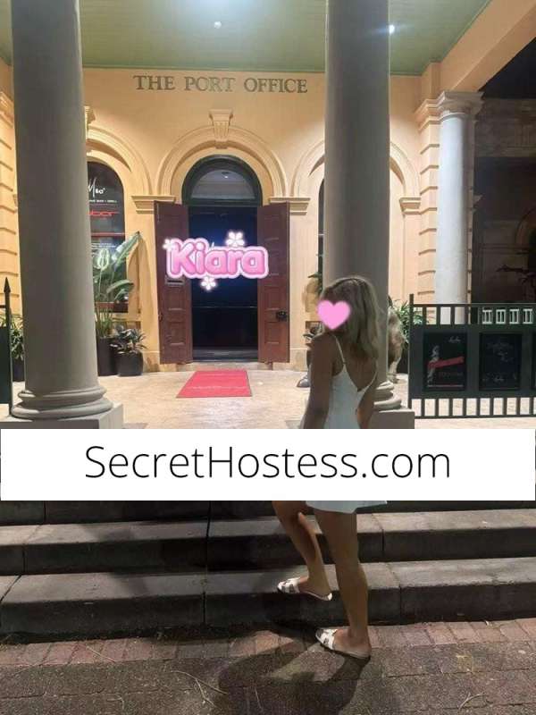 Escort Image - 8