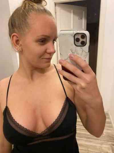 24 year old Escort in Basildon Am available for sex and I sell erotic videos