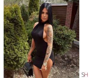 Outcall Stunning Brunette, Agency 20 year old Escort in Hertfordshire