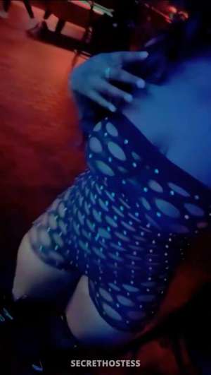 In-call specials all weekend 22 year old Escort in Wichita KS