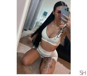 23 year old Escort in Leicester 🖤ELLA🖤In&amp;Out🖤Just arrived in your area🖤