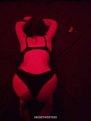 Your Secret Escape Awaits INCALL 26 year old Escort in Springfield IL