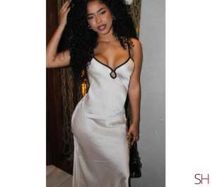 26 year old Latino Escort in Milton Keynes NICOLE NEW NEW PARTY . GIRL ., Independent