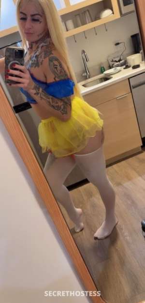 In marion fri and sat no black or mixed men 27 year old Escort in Cedar Rapids IA