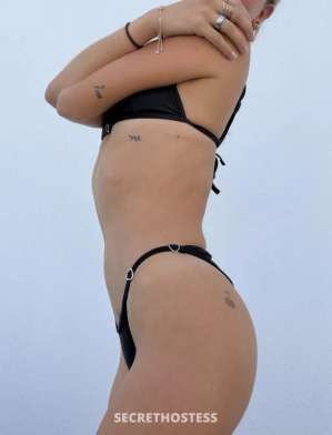 Now providing soothing therapeutic massages, sensual body 28 year old Escort in Sioux Falls SD