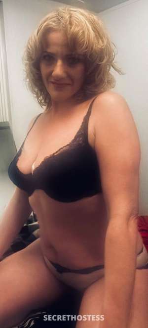 mature men only in and out 45 year old Escort in St. Augustine FL