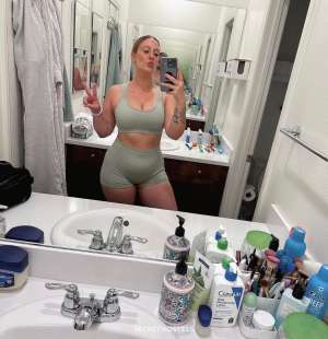 I am here seeking for friends with benefit and hookups 33 year old Escort in Decatur IL