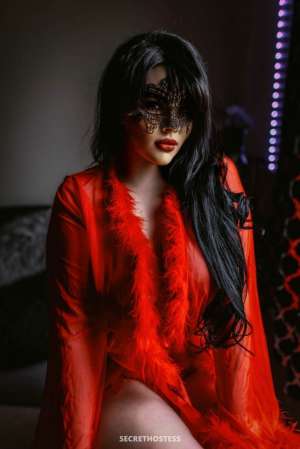 Leena Escort 165CM Tall Detroit MI Image - 2