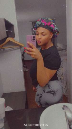 Mocha 24 year old Escort in Manhattan KS