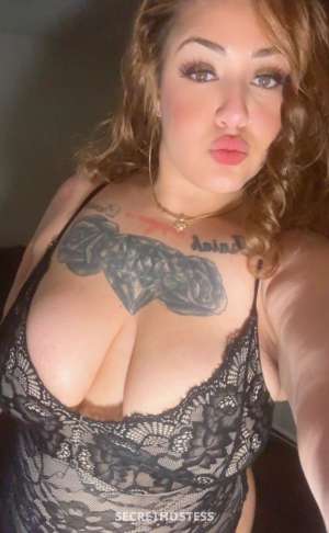 SEXY THICK BOMB-SHELL with curves in all the right places 26 year old Escort in Mid Cities TX