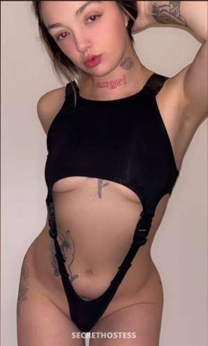 Your wish is my command 24 year old Escort in Peoria IL
