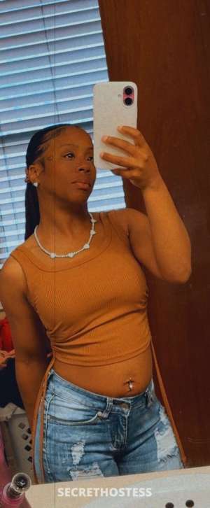 20Yrs Old Escort Winston-Salem NC Image - 3