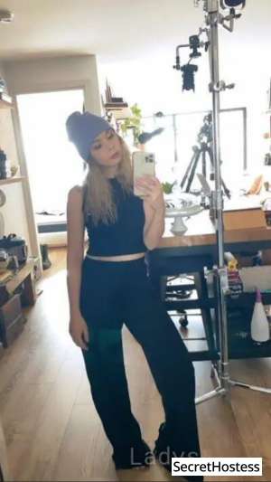 25 year old Escort in Istanbul Escort model Miena, Istanbul