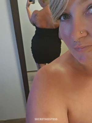 Girl you wish lived next door 34 year old Escort in Fayetteville AR