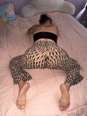 independent woman and 100 drama free and 100 discrete hope 40 year old Escort in Bronx NY