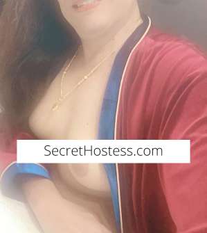 Thai Lady boy 45 year old Escort in Labrador Gold Coast