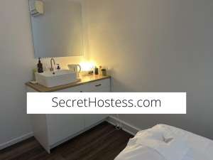 Escort Image - 2
