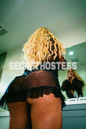 Gissy sexy latina 27 year old Escort in Los Angeles CA