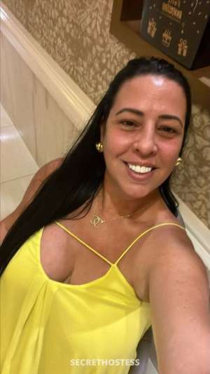 35 year old Escort in Fort Myers FL luna tu latina caliente