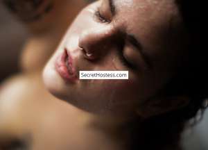 Luna Lumiere 24Yrs Old Escort 89KG 173CM Tall Frankfurt Image - 8