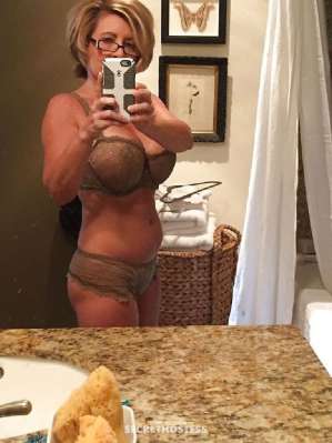 Nicole 40Yrs Old Escort Richmond VA Image - 3