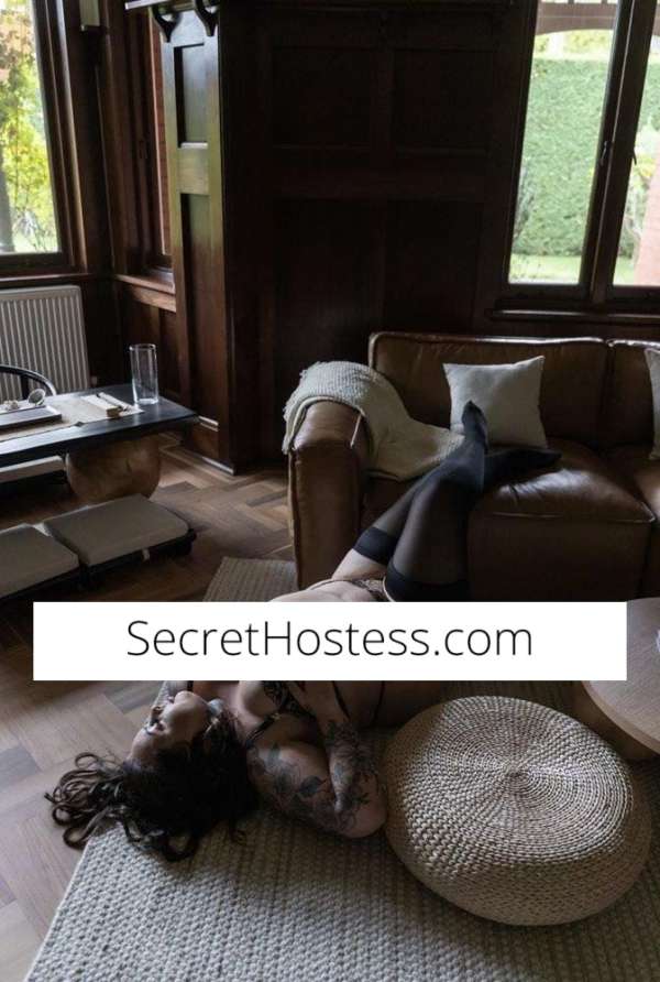 25Yrs Old Escort Size 18 Melbourne Image - 1
