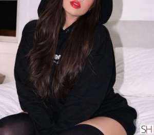 19 year old Brazilian Escort in Manchester . Baby 19 Years old .. Beautiful Brazilian, Independent