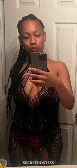Comeeee Deepthroaaaat Me Daddyyyy 25 year old Escort in Greensboro NC