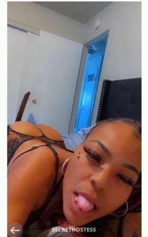 incalls outcalls available now 27 year old Escort in Merced CA