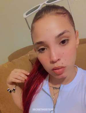 soy una mujer rubia linda 27 year old Escort in New Haven CT