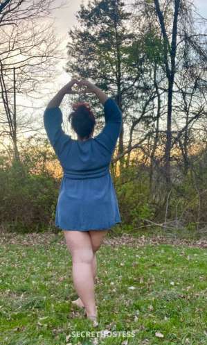 Classy Upscale Provider and Massage Therapist 38 year old Escort in Bloomington IN