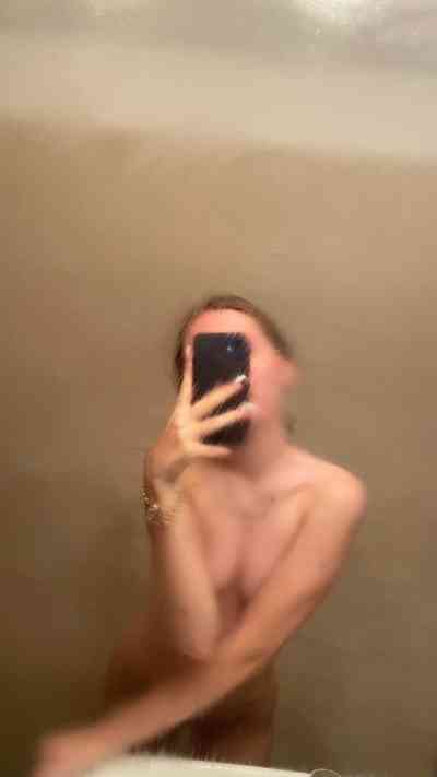 25 year old Escort in Inkoo I’m available for hookup and any kind off meetup and fun